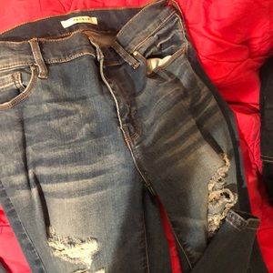 Ripped light wash PacSun jean (never worn)